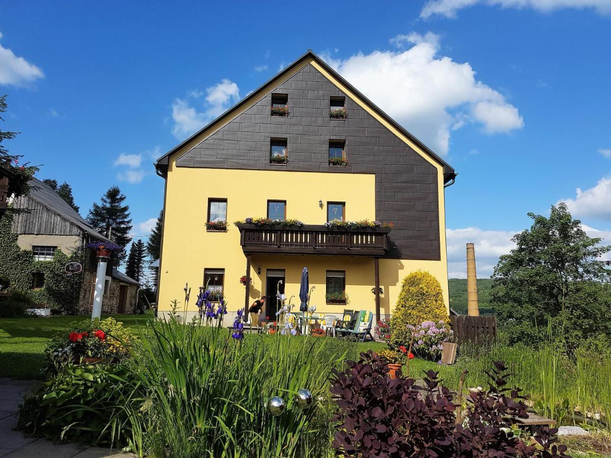 Am Schloessel Apartment *